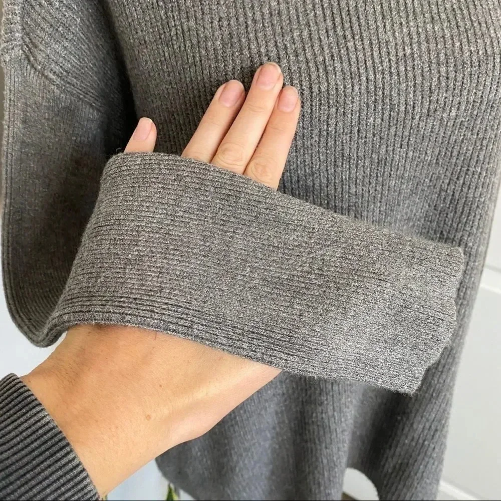 NWT Devotion by Cyrus Turtleneck Sweater